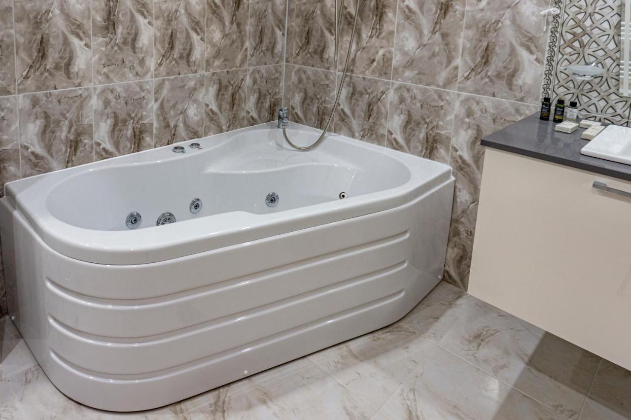 Mizara Хотел Ариел / Hotel Ariel מראה חיצוני תמונה