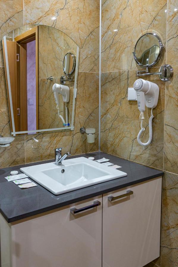 Mizara Хотел Ариел / Hotel Ariel מראה חיצוני תמונה
