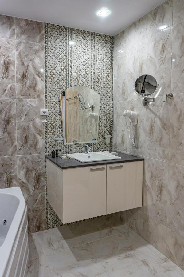 Mizara Хотел Ариел / Hotel Ariel מראה חיצוני תמונה