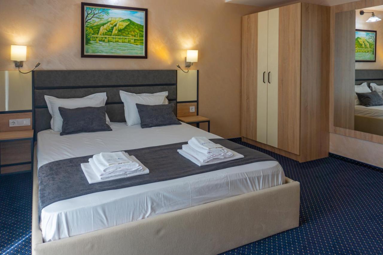 Mizara Хотел Ариел / Hotel Ariel מראה חיצוני תמונה